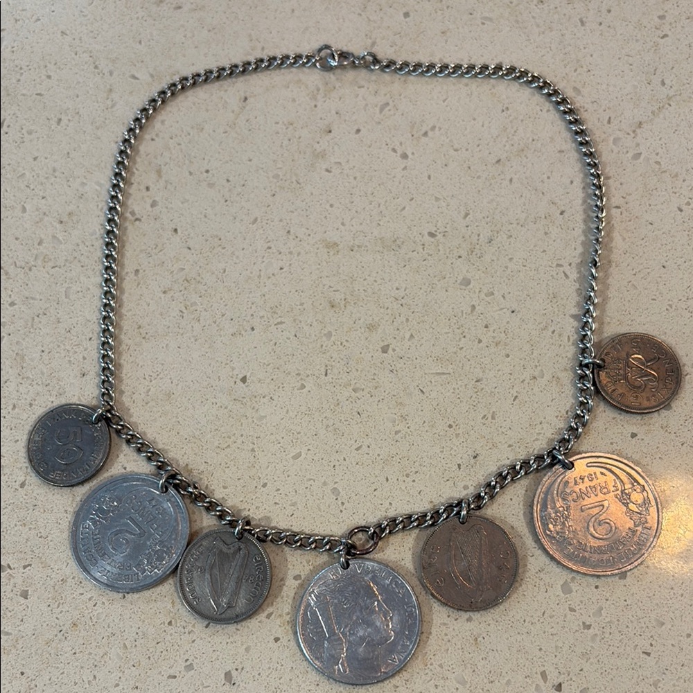 VINTAGE European Coin Necklace - Picture 5 of 5